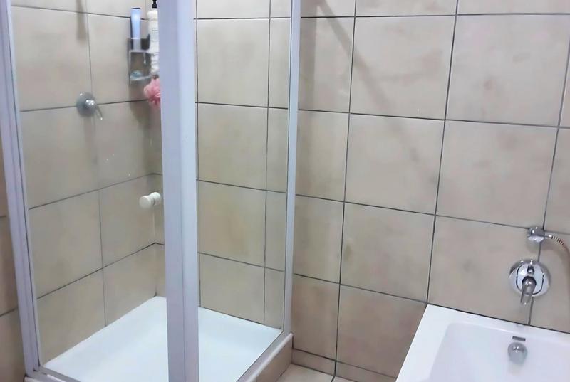 2 Bedroom Property for Sale in Heiderand Western Cape
